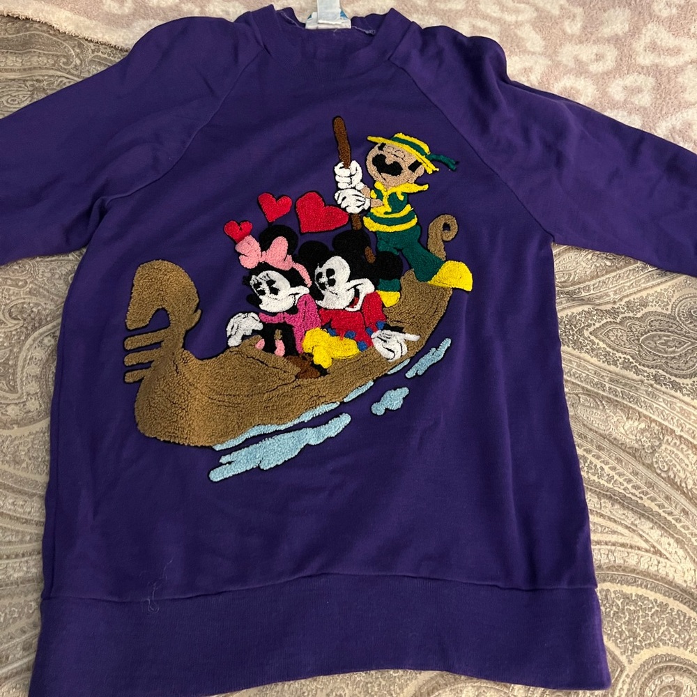 Vintage Disney sweatshirt size medium